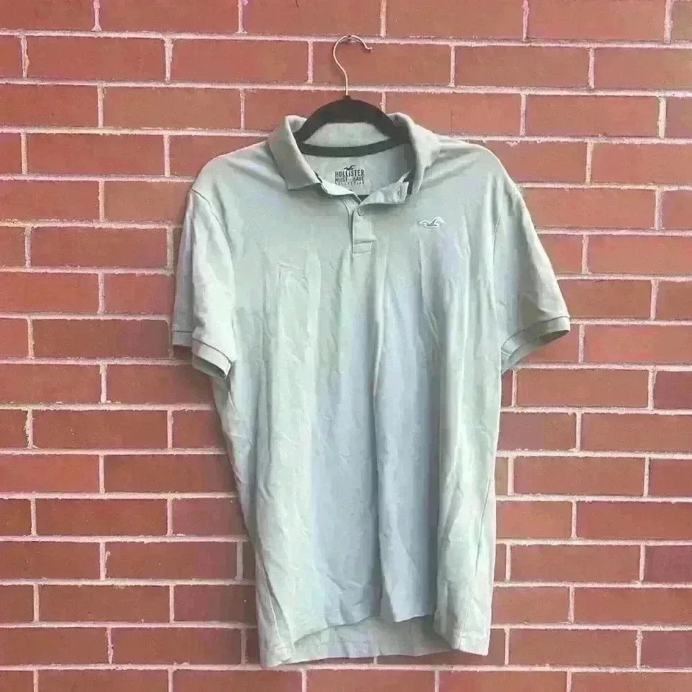 Hollister, Sage green men’s must have collection large polo shirt